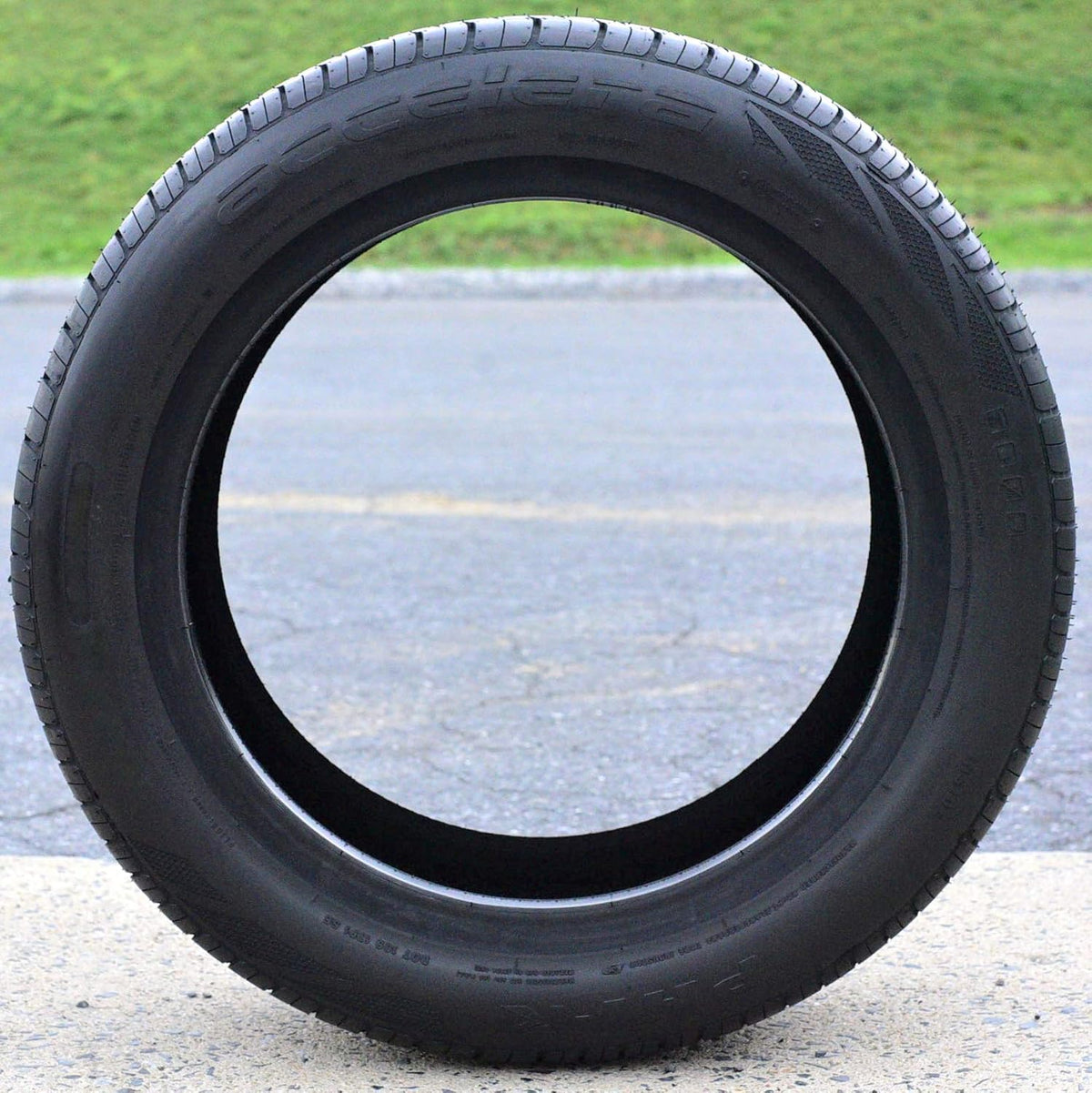 235/45R19 All-Season High Performance Radial Tire P9411