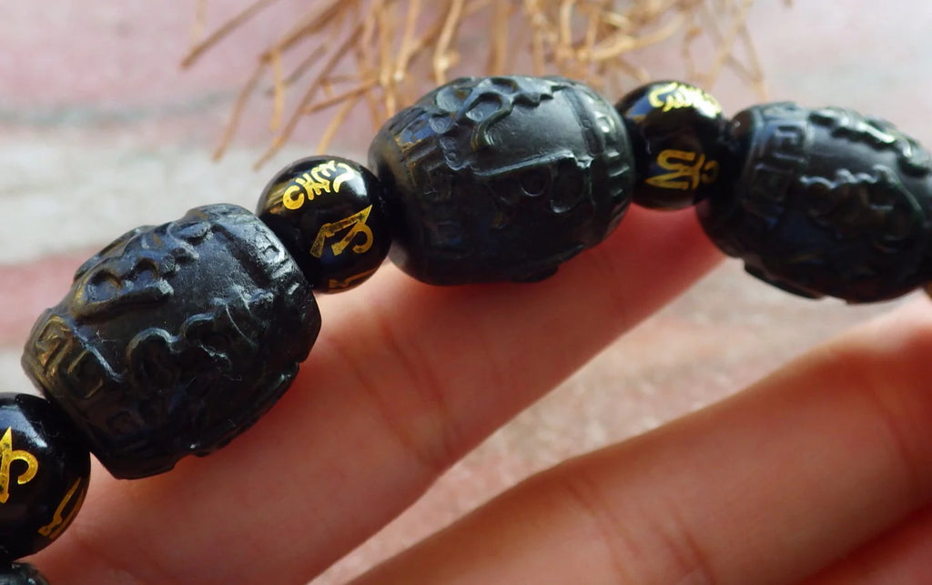 Hand Carved Natural Black Dark Green Jadeite Bead Bangle Bracelet A609