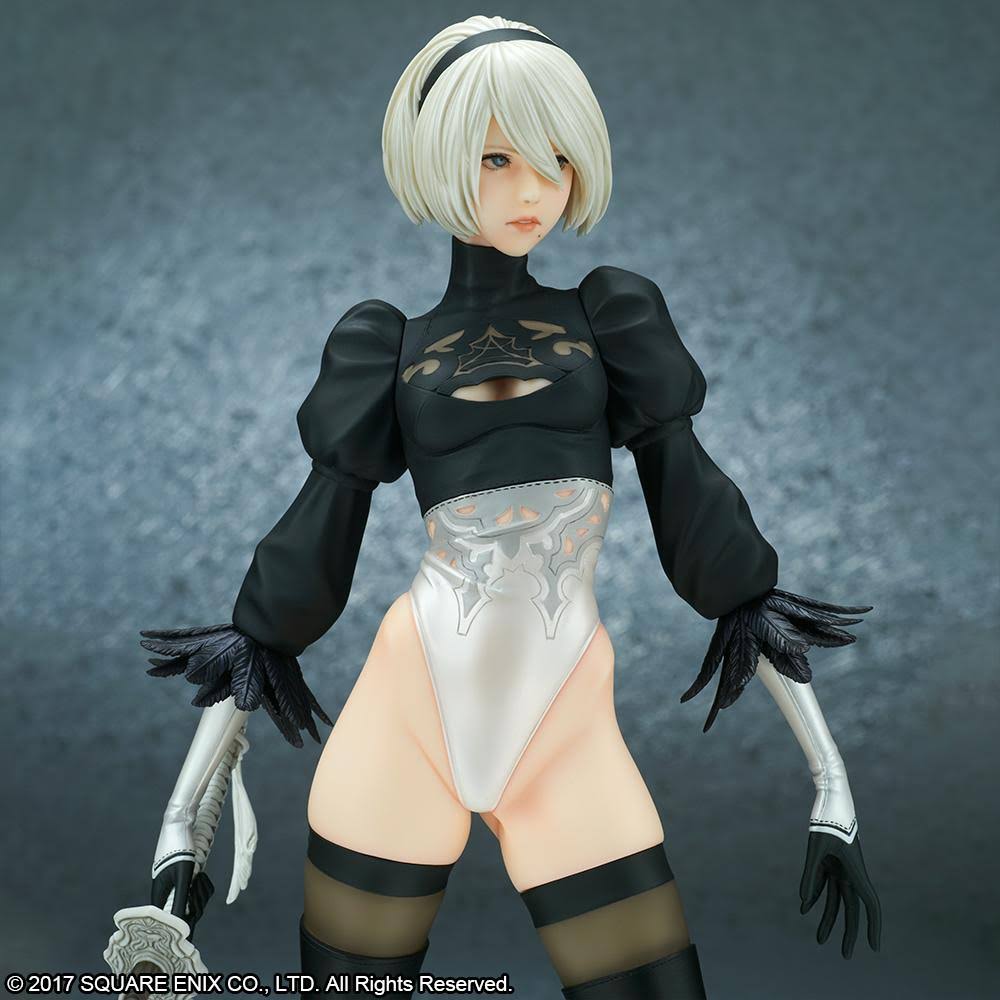 2B Figure Deluxe Z22945