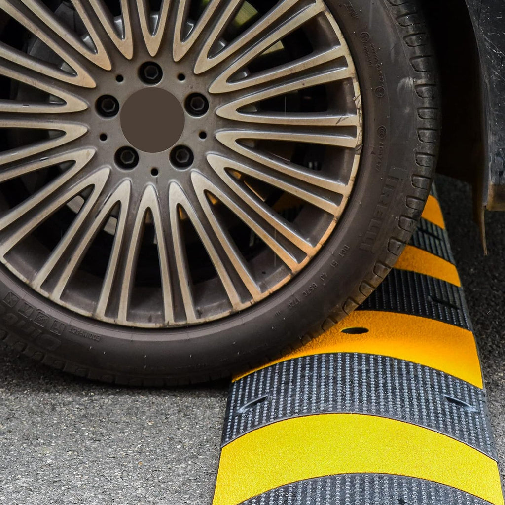 6FT Rubber Speed Bumps 2 Pack Heavy Duty Cable Protector Ramp with 8 Bolts G64303