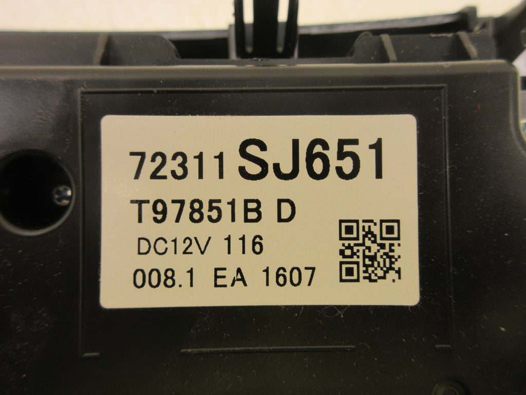 Pre-Owned Subaru Forester Auto Dual AC Heater Climate Temperature Control OEM D668