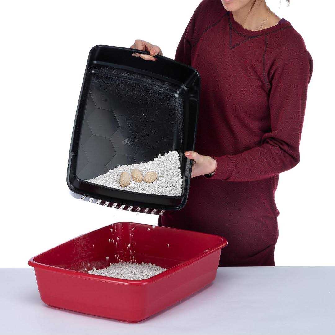 Litter Box with Litter Guard Z372