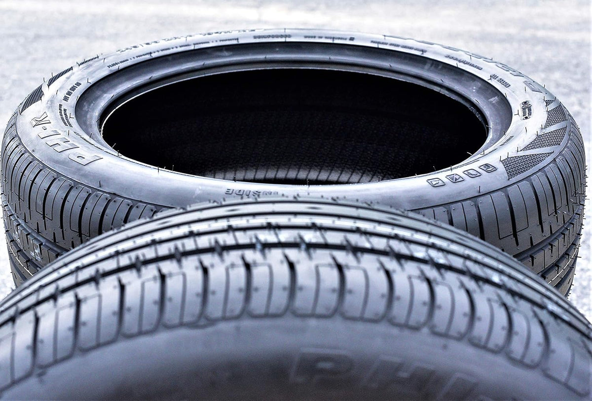 235/45R19 All-Season High Performance Radial Tire P9411