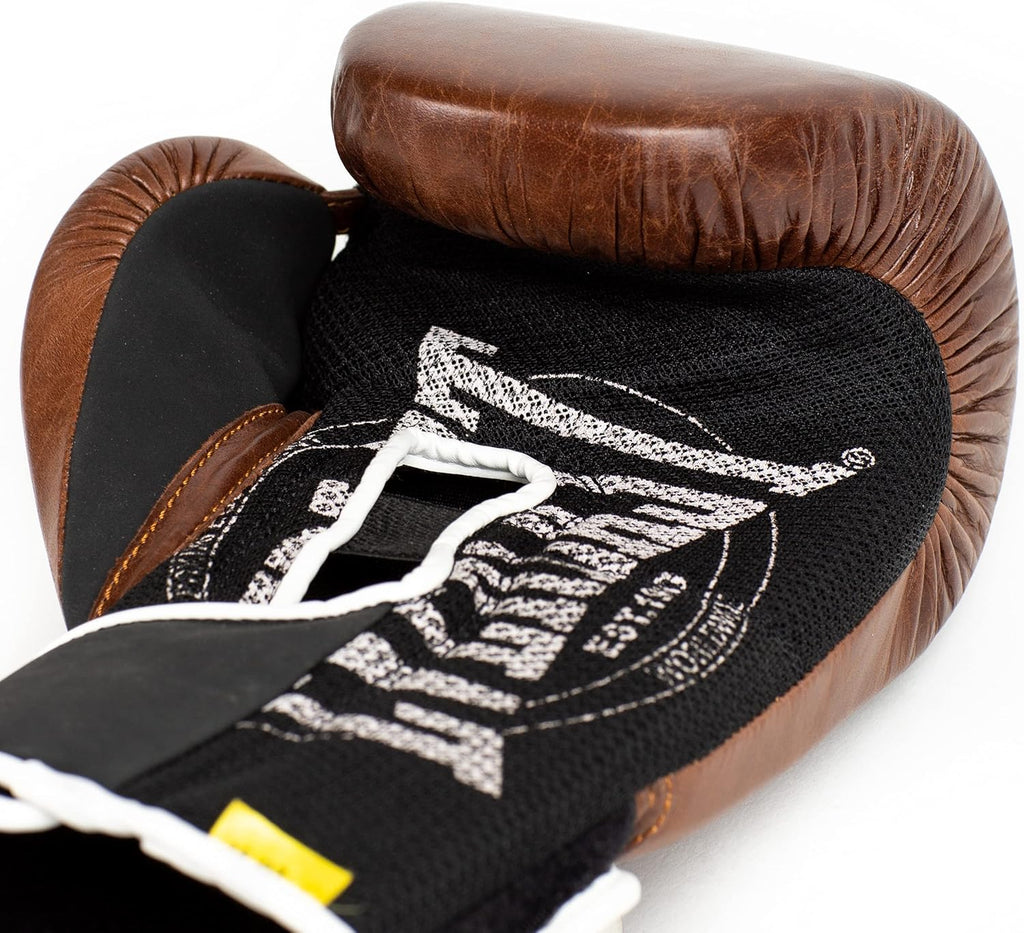 Brown 14oz Training Glove Z820815