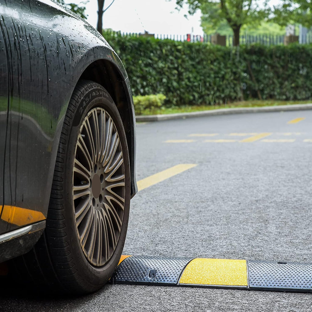 6FT Rubber Speed Bumps 2 Pack Heavy Duty Cable Protector Ramp with 8 Bolts G64303