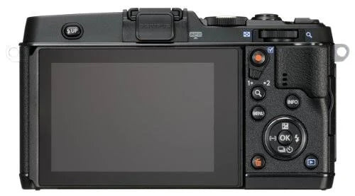 Black Body Interchangeable Lens Camera Z135