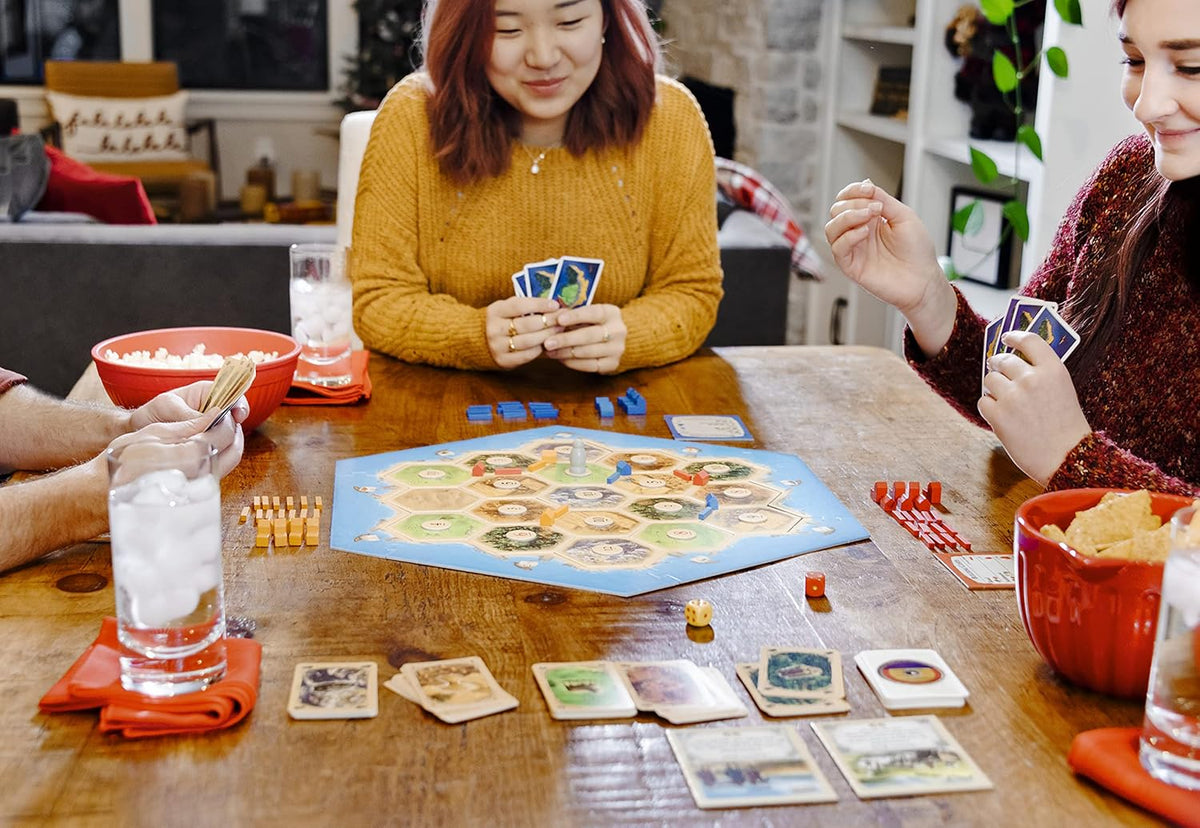 Board Game for 3 to 4 Players, Ages 10+, 60 Minutes Playtime M6767