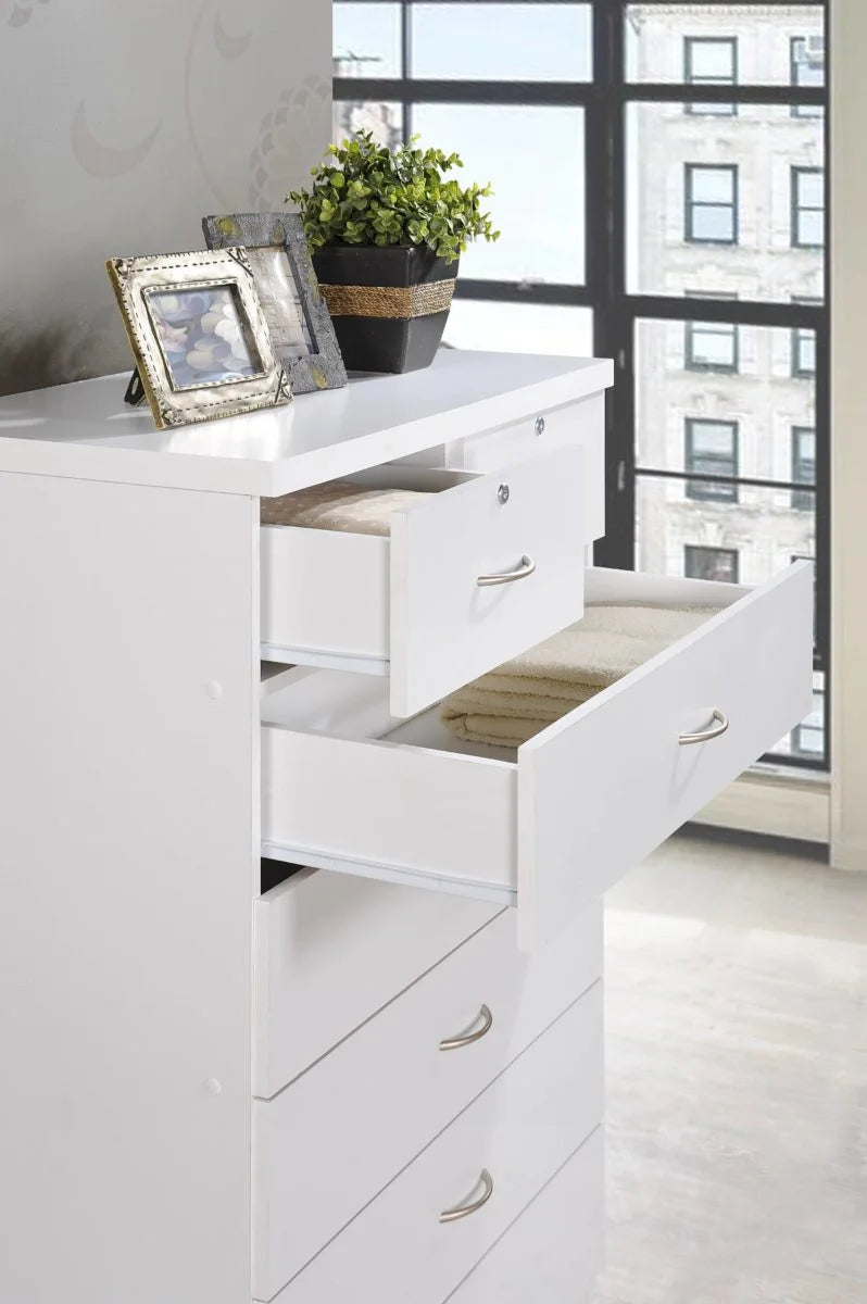 Mahogany 7 Drawer Dresser with Two Locks O609