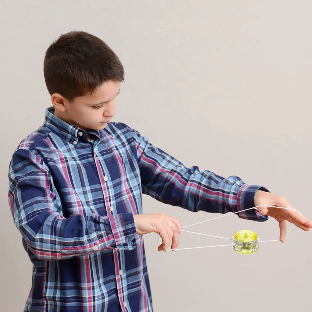 6 Pieces LED Light Plastic Yoyo W818661