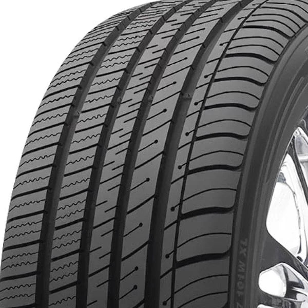 235/45R17 97 W Tire U729